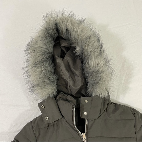 New Look Grey Quilted Fur Hoodie Zip Up Jacket - Picture 4 of 8